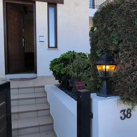 Hills Retreat