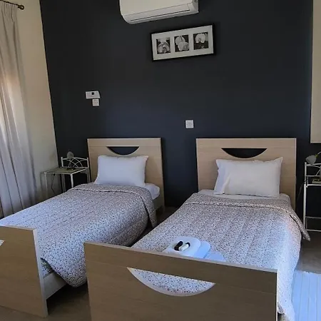 Hills Retreat * Pissouri
