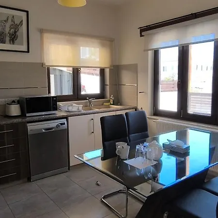 Hills Retreat Willa Pissouri